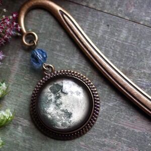 Full Moon Bookmark - Antique Bronze and Glass Cabochon - Vintage Book Hook